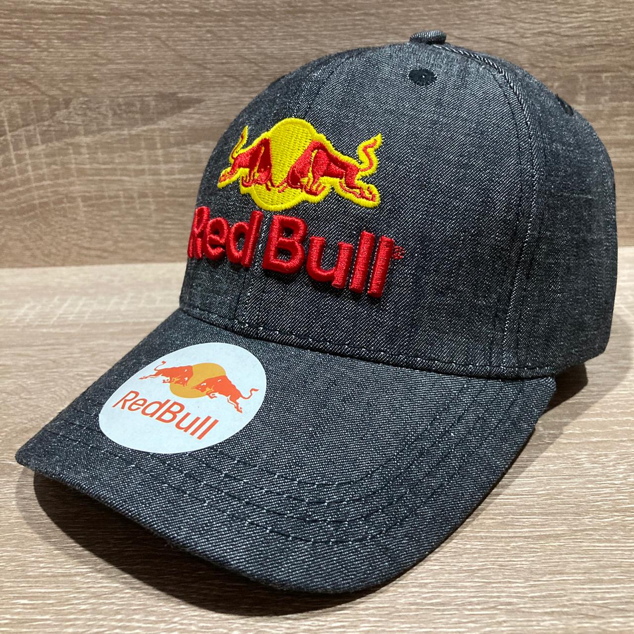 RED BULL طاقية